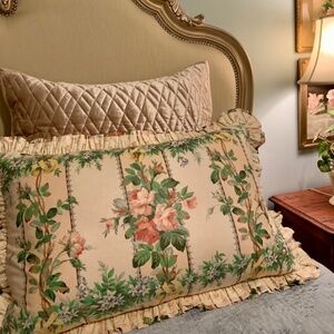 Professionally Custom made Standard Size Shams with 1930's antique Chintz